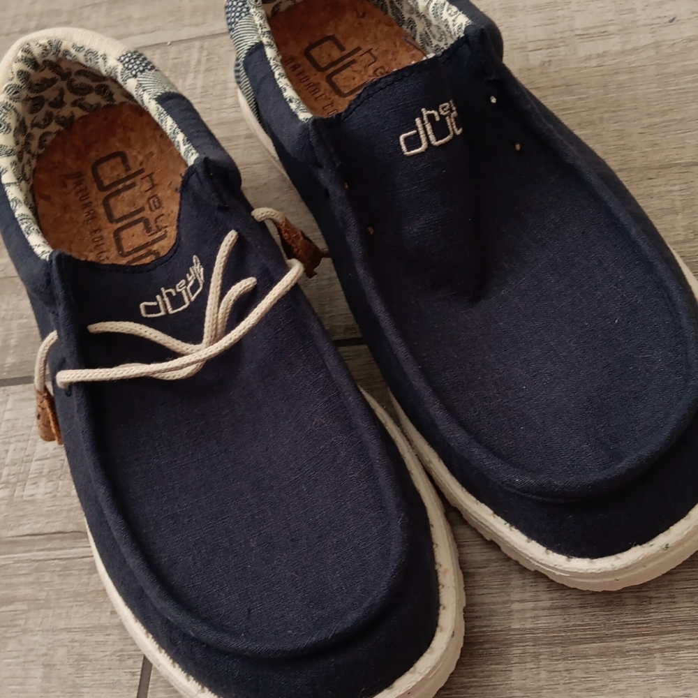 HEY DUDE..FLAW..SIZE 12 - Picture 8 of 8